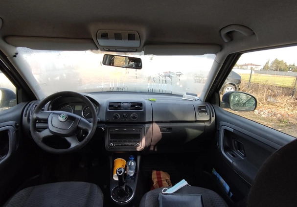 Skoda Fabia cena 3500 przebieg: 423997, rok produkcji 2012 z Brzeg małe 29
